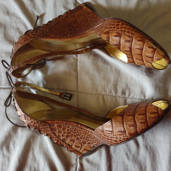 Giuseppe Zanotti Italian reptile embossed design wedge heels sz EU 39.5..OFFER!